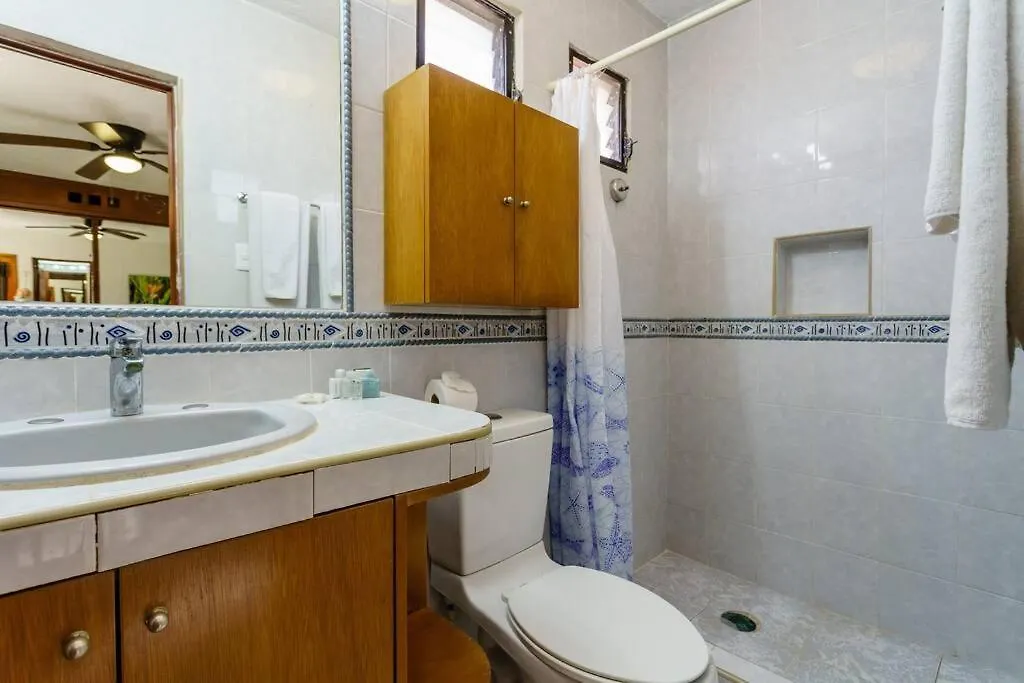 Unahkin Akumal, Tulum Beachfront Condo Relaxing Holiday home