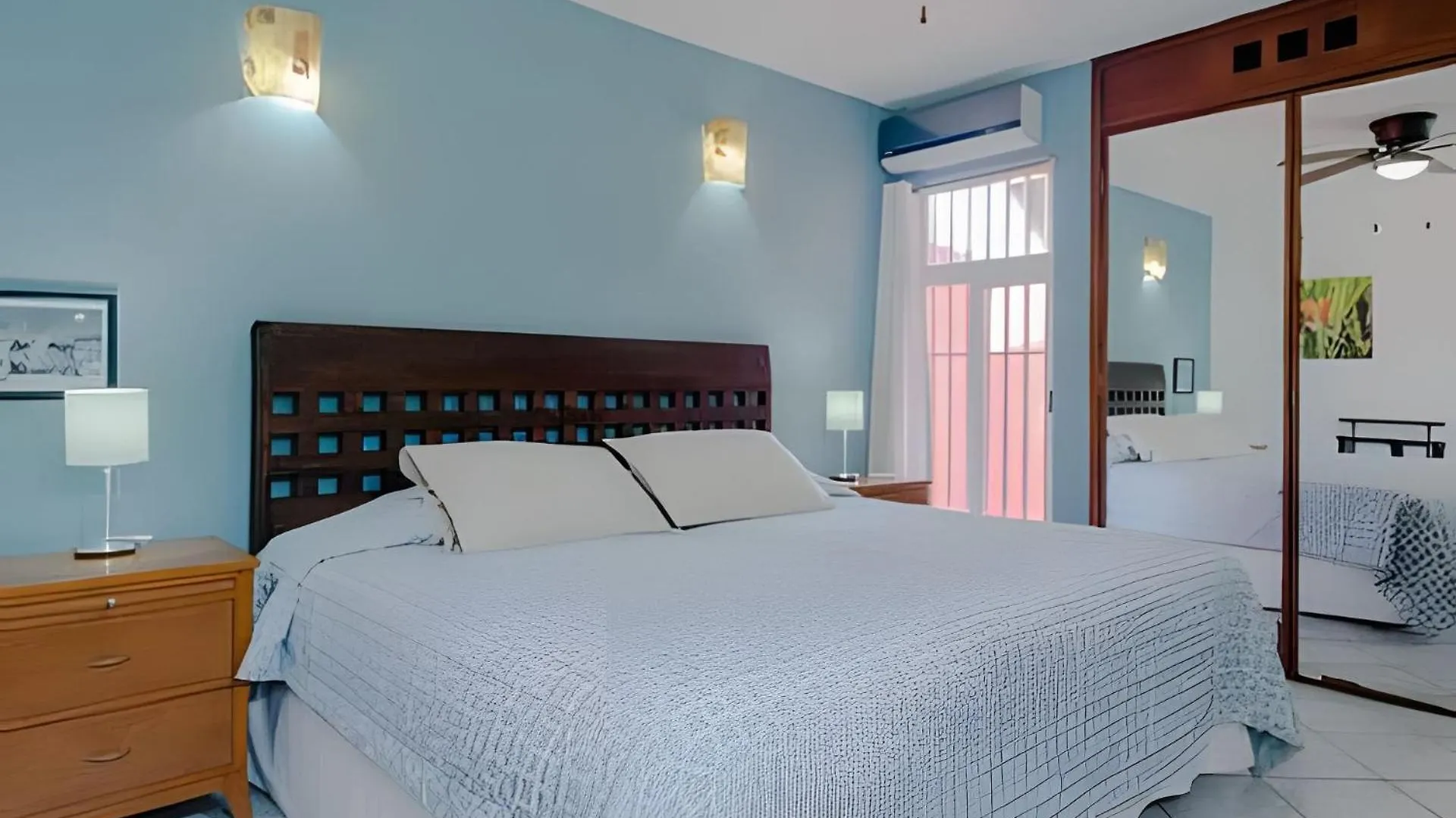 Unahkin Akumal, Tulum Beachfront Condo Relaxing 0*, Akumal